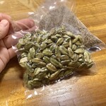 ハラールフードショップ ナビさん - カルダモンホール