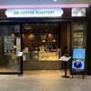 ディスプレイモニタの多い喫茶店