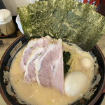 横濱家系ラーメン 神山 - 