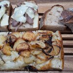 ベーカリー燈 - 12/26(日)の朝昼兼パン