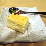 SOMITOSU - お味噌入りチーズケーキとチョコレートソースかけバニラアイス
