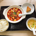 四川料理・麻辣十食 - 麻婆豆腐定食