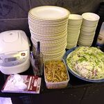 四川厨房 随苑 - セルフコーナーの料理は食べ放題！（唐揚げは１人４個）