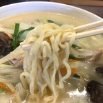 浜っ子ラーメンセンター本部 - 野菜たっぷりタンメンの麺