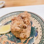 蕎麦割烹  倉田 - 前足の唐揚げ