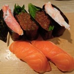 寿司 築地日本海 - ずわい蟹　イクラ　トロサーモン