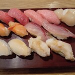 寿司 築地日本海 - 中トロ　大トロ　ホタテ　赤貝　シマアジ　アワビ　つぶ貝