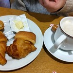 ココス 呉中央店 - クロワッサン、コーヒー、お茶なども充実。