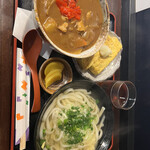 手打ちうどんZ - カレー丼セット（うどん大盛）