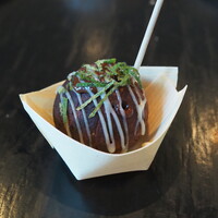 ラ・ボンヌターブル - たこ焼き風ミニャルディーズ
