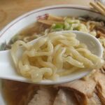 喜多方ラーメン 天高盛 - 曽我製麺の中太麺