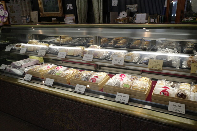 フランス菓子　シャトレー - 西米沢（洋菓子）の写真