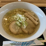 ラーメンTORA - 牛骨しおラーメン　750円