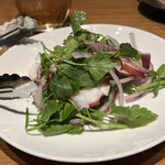 白金のたつこ嘉陣 - 爽やかなサラダ
