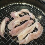 Yakiniku Oharu - 豚ホルモン焼きます