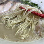 金田家 - 低加水極細ストレート麺がモロに好み