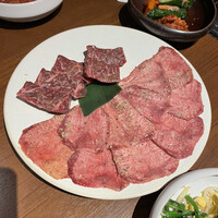 焼肉うしごろ 表参道店 - 