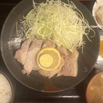 とんかつ あられ茶屋 - 