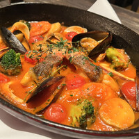 grigio la tavola - 