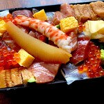 天然本マグロ丼専門店 司 - テイクアウトのチラシ¥2000