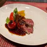 キャトルラパン - 黒毛和牛　ウチモモのソテー