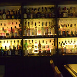 バー マニフィック - 店内の風景