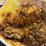 わ楽 - オムライスとハンバーグ　断面