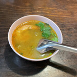 タイ料理ピン トン - 