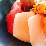 Maguro Jinja Ise - 圧巻の海鮮丼