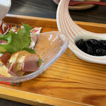 Marutake 'Zen' - ランチ天と海の膳2280円　前菜4種　鴨ロース、黒豆