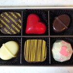 ザ・ペニンシュラ ブティック＆カフェ - Signature Chocolate Box（10個）