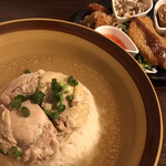 カメイノ食堂 - 汁だく海南鶏飯