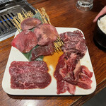 からし亭 - 牛肉ざんまい焼肉ランチ