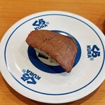 Muten Kura Zushi - 近江牛のやつ