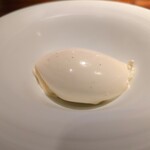 蒼 - 比内地鶏卵と花の香酒造赤酒のアイスクリーム