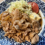 酒食堂 虎ノ門蒸留所 - 生姜焼きはボリューム満点