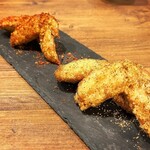 手羽先からあげと、塩もつ煮 KAKURIKI - 