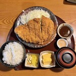 海山亭いっちょう - デカ盛りチキンカツ定食