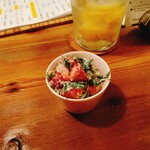 酒呑蕎食〆タグル - 季節限定！苺と春菊の白和え