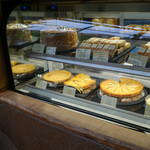 カフェ アンド ファクトリー パルケ - 