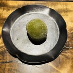温石 - よもぎ餅