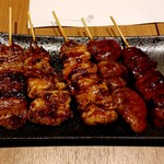 Kushiyaki Waimbaru Hanakura - 盛り合わせ　松（５本）タレ　1,050円