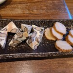 Sumibi Torikyuu - 豆チーズといぶりがっこ