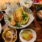 カラクリ虎 - 揚げギョーザランチ