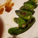 炭火屋りどり - ししとう焼き