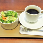 プロムナードカフェ - 料理写真:ミニサラダとホット珈琲