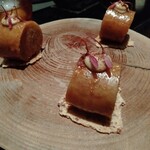 VELROSIER - なんか、肉ですよね。腸詰め的な何かだった気がします