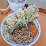 加賀 - 両翼を広げた、予想外の大きさ。