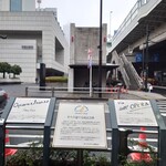 加賀 - 渋谷〜笹塚のハチ公バス”春の小川ルート”も止まるオペラ通り。