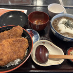 Eiheijinoyakata Unsui - 福井名物ソースかつ丼（自家製ソース使用）と山かけそばのセット+ごま豆腐